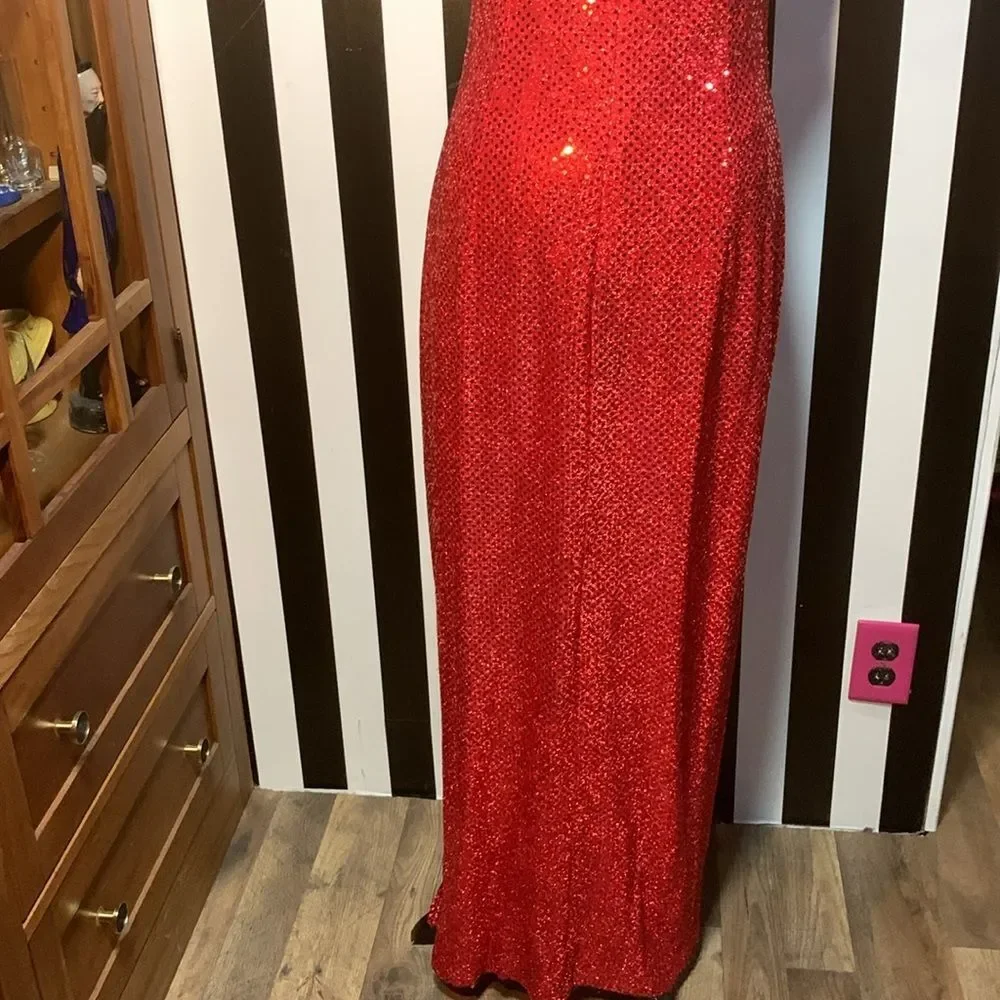 Sexy Retro Vintage 90s Red Sequin Floor Length Formal Gown Halter Neck Leg Slit - Picture 10 of 16